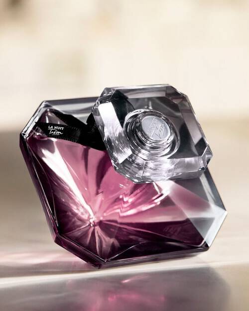 Illustration for Lancome FAQ