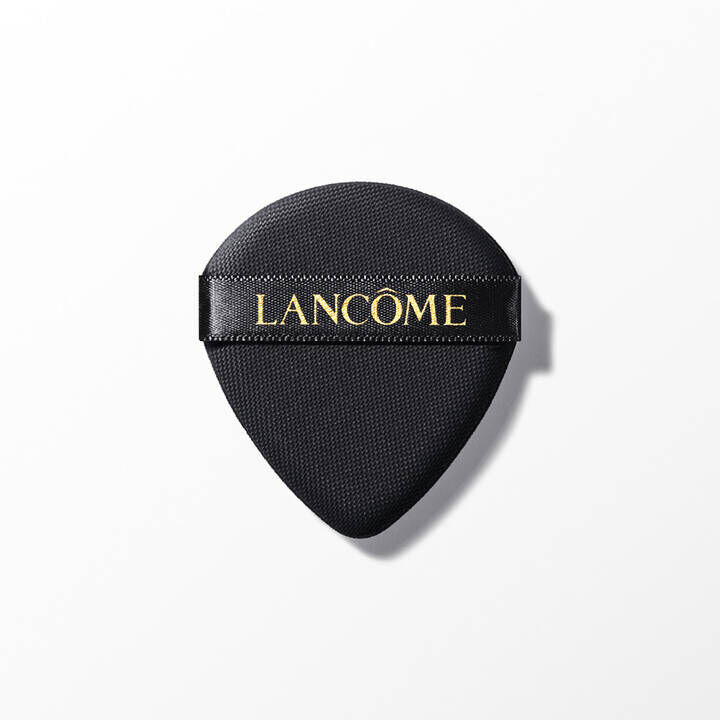 Lancome cushion foundation puff – black teardrop-shaped applicator
