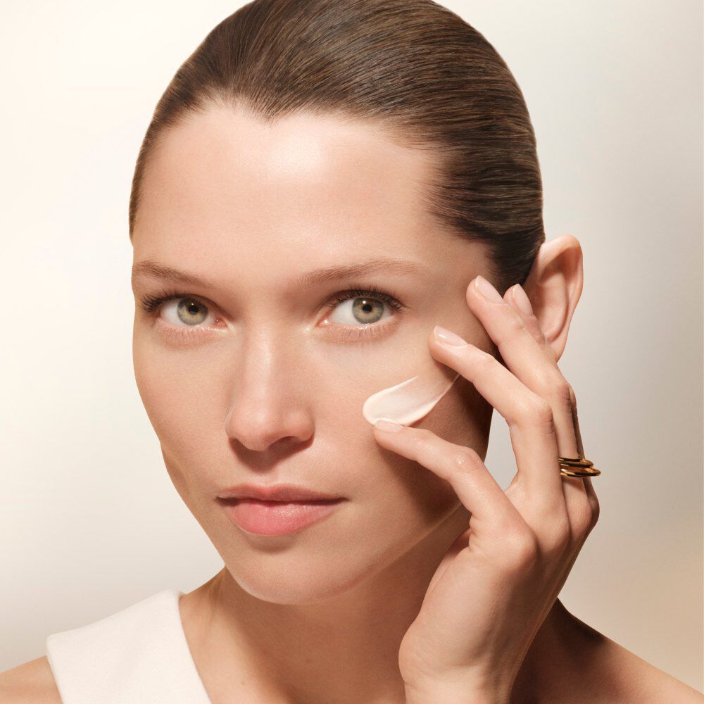 Absolue The UV Cream