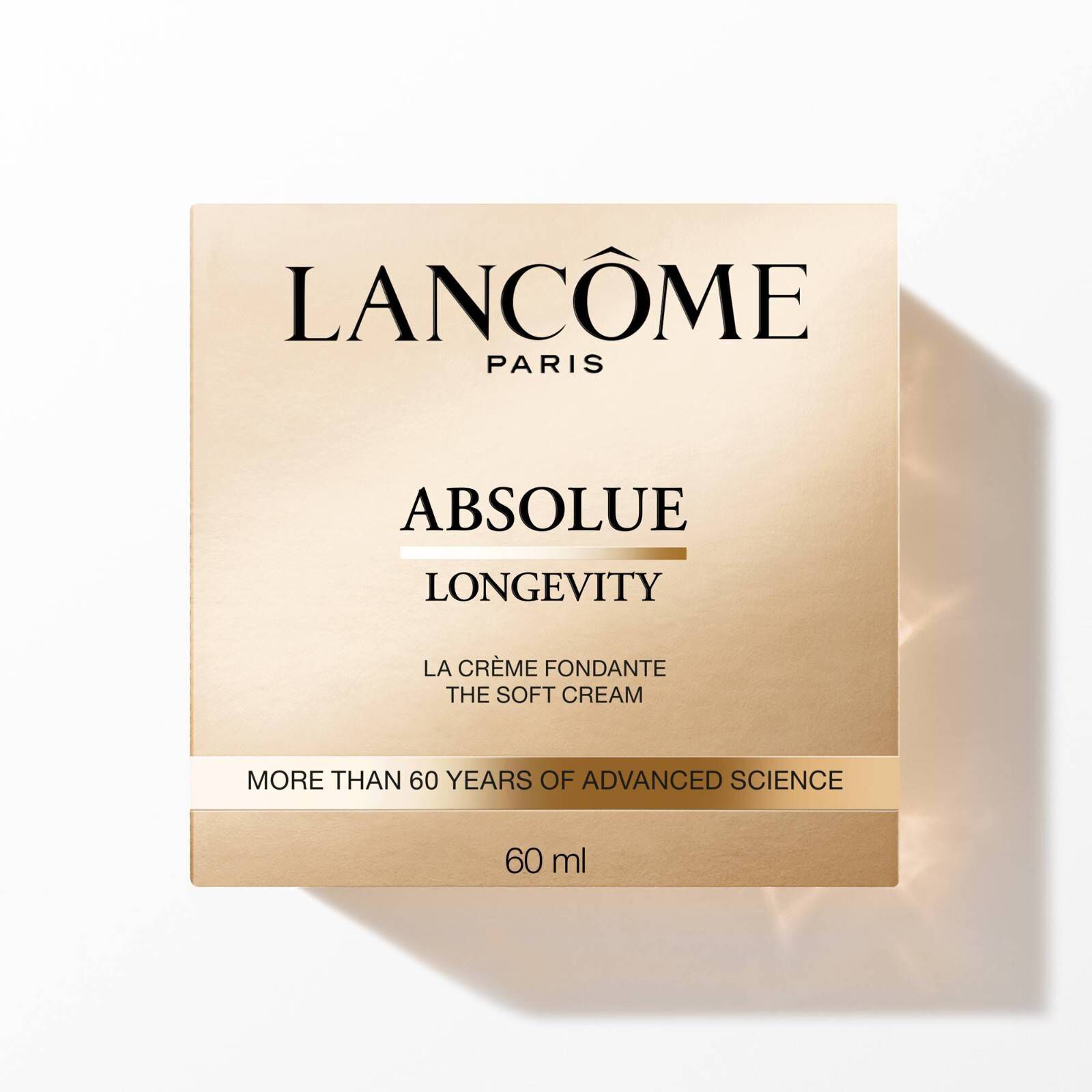 Refillable Absolue Longevity jar – premium sustainable packaging to preserve the formula